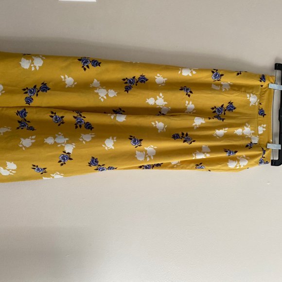 yellow floral pants - Picture 2 of 2
